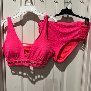 NWOT Hot Pink animal print  Women's Bikini Set sz large w/FREE sarong coverup